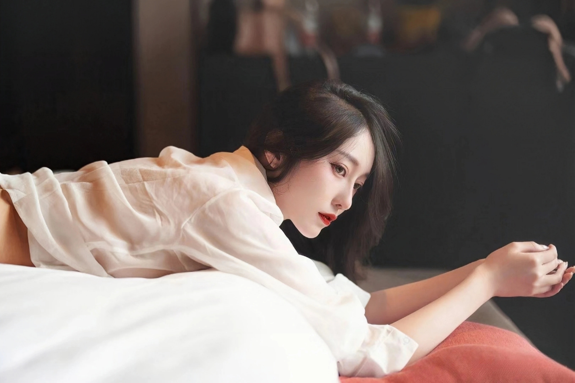 山西升级发布高温红色预警 局部超42℃